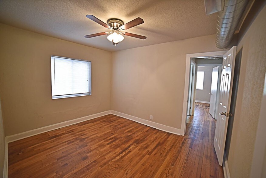 More Photos Of 4025-4027 Harrison St, Kansas City Apartments For Sale