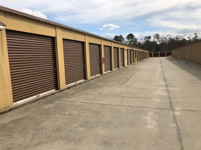 More Photos Of 3033 NE 53rd Ave, Gainesville Self Storage For Sale