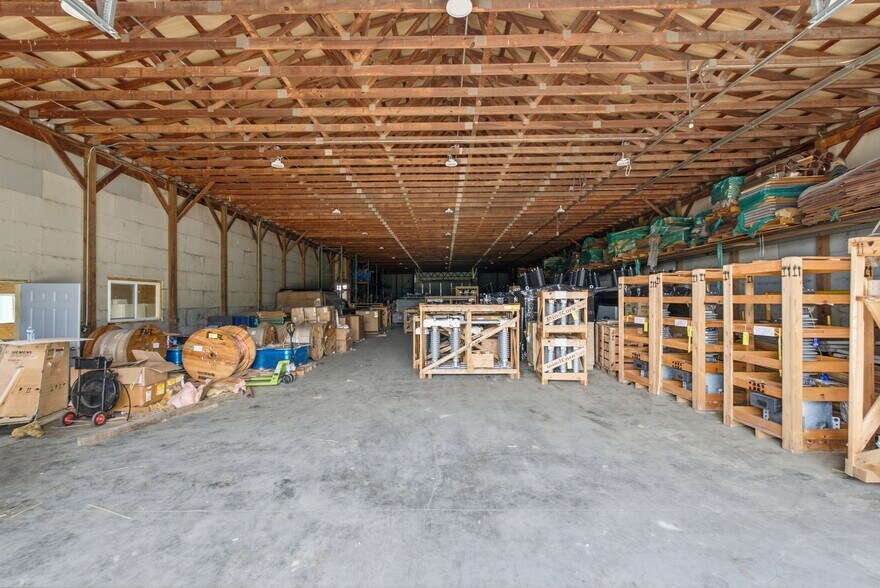 More Photos Of 7624 Liberty Rd, Columbia Manufacturing For Sale