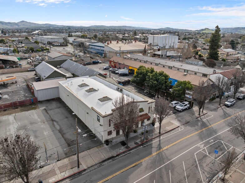 More Photos Of 829 San Benito St, Hollister Office For Sale