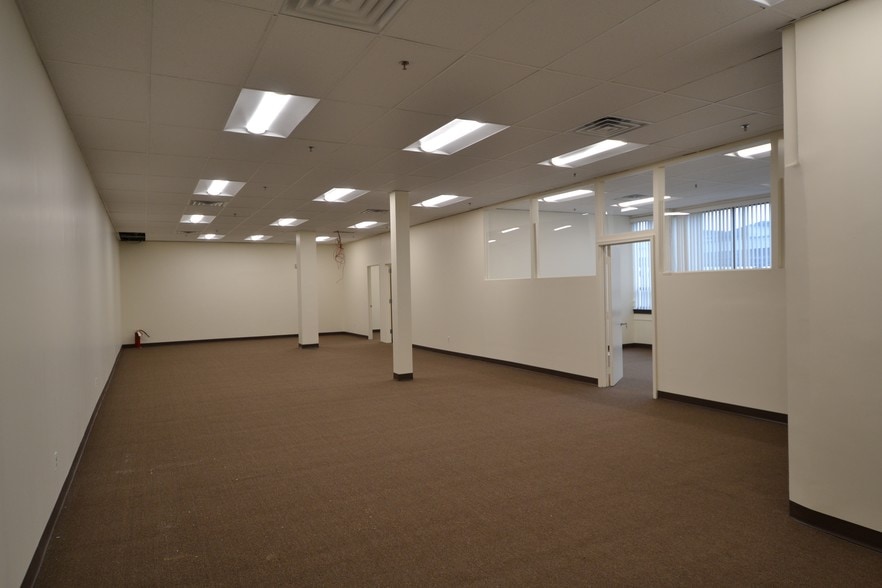 More Photos Of 700 Grand Ave, Ridgefield Warehouse For Lease