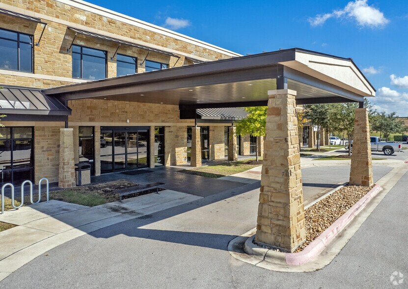 More Photos Of 5200-B Davis Ln, Austin Medical For Lease