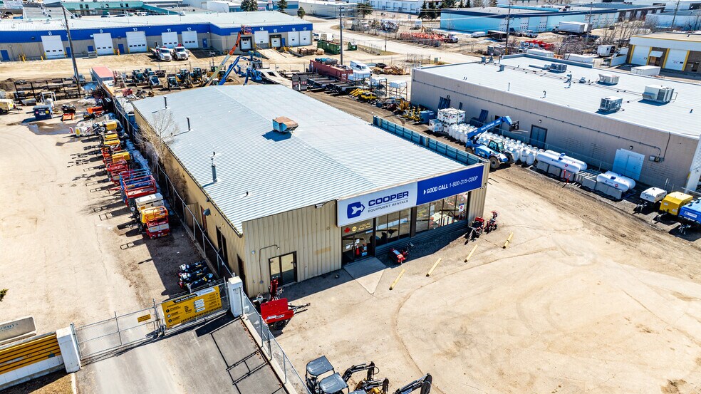 More Photos Of 7895 50 Av, Red Deer Warehouse For Sale