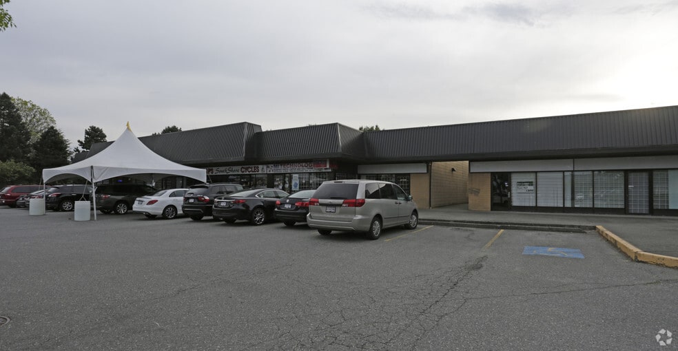 More Photos Of 7931 120th St, Delta Storefront For Lease