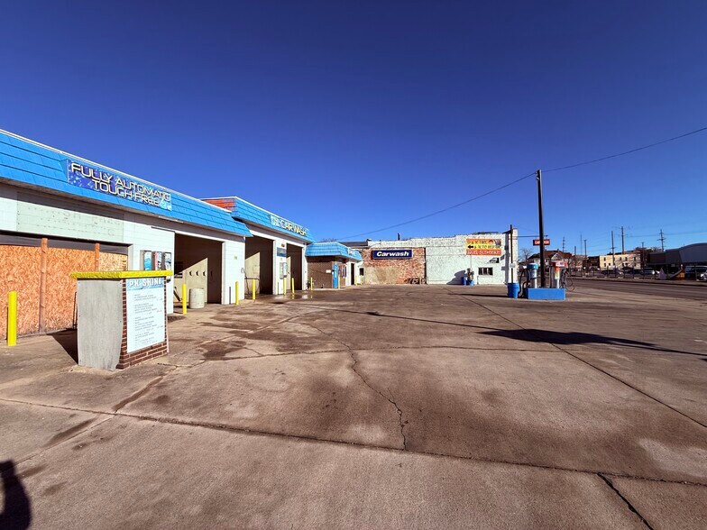 More Photos Of 467 S Washington Ave, Kankakee Carwash For Sale