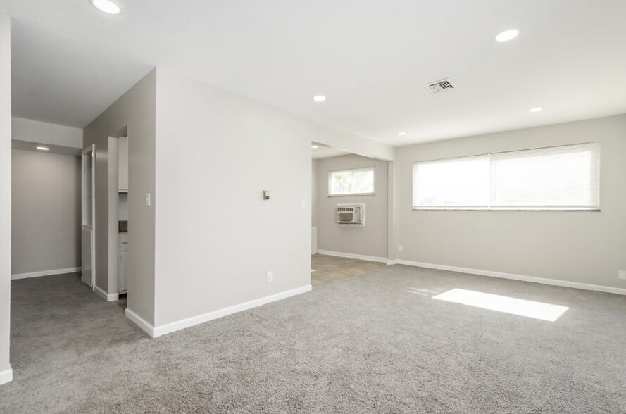 More Photos Of 3670 Seabrook Ave, Columbus Apartments For Sale