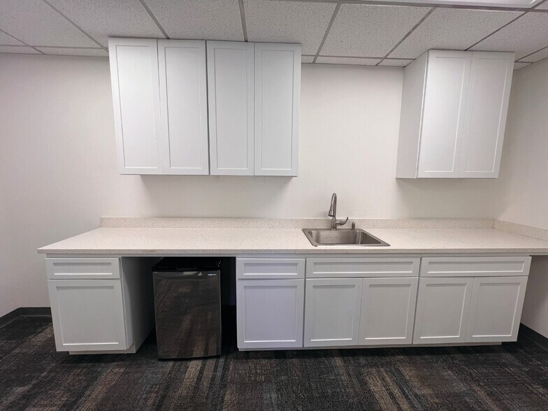 More Photos Of 1701 Novato Blvd, Novato Office For Lease