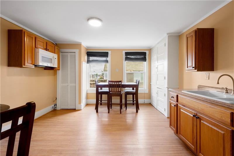 More Photos Of 626 5th Ave, Coraopolis Office Residential For Sale