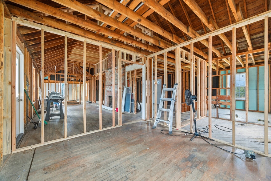 More Photos Of 2879 Wildwood Road Ext, Allison Park Office For Lease