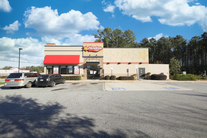 More Photos Of 1402 E College Dr, Marshall Fast Food For Lease