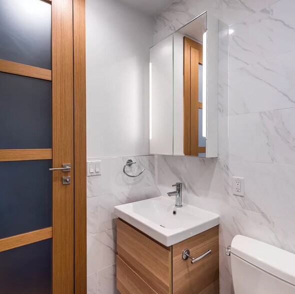 More Photos Of 94 Greenpoint Ave, Brooklyn Apartments For Sale