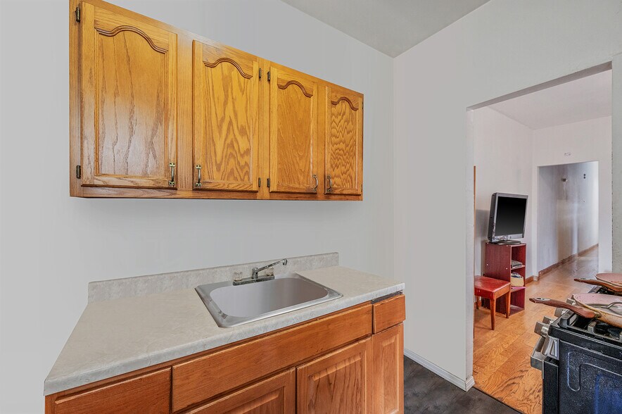 More Photos Of 542 Bergen St, Brooklyn Apartments For Sale