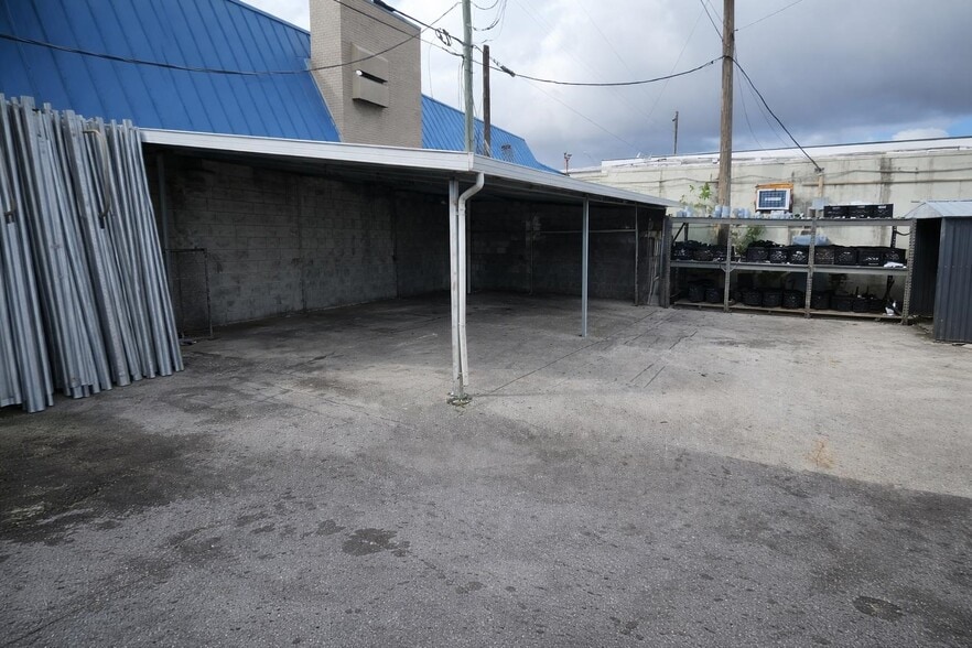 More Photos Of 7345 SW 41st St, Miami Warehouse For Sale