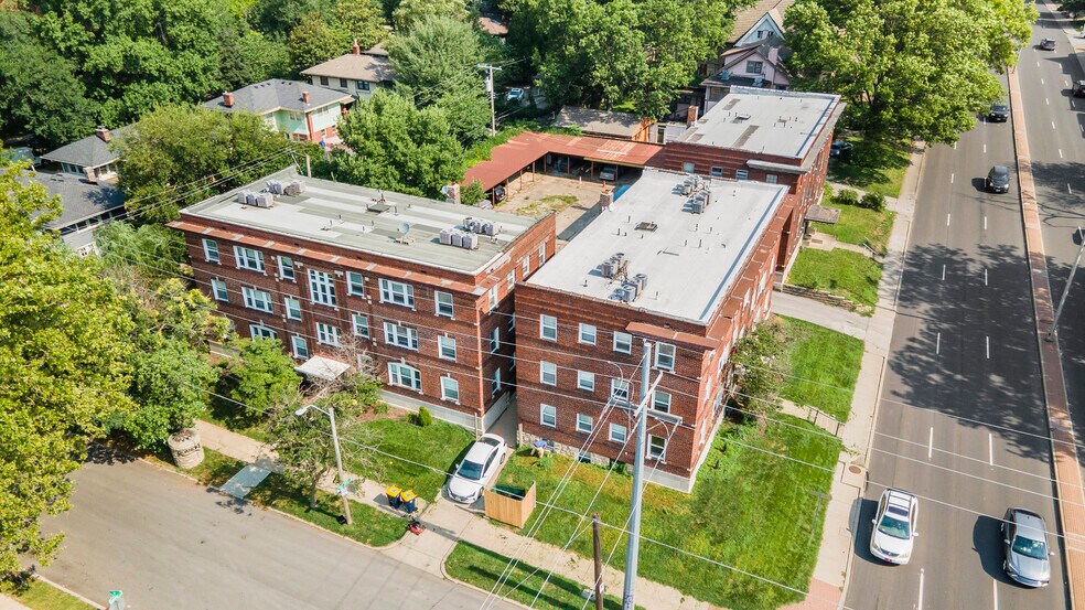 More Photos Of , Kansas City Multifamily For Sale