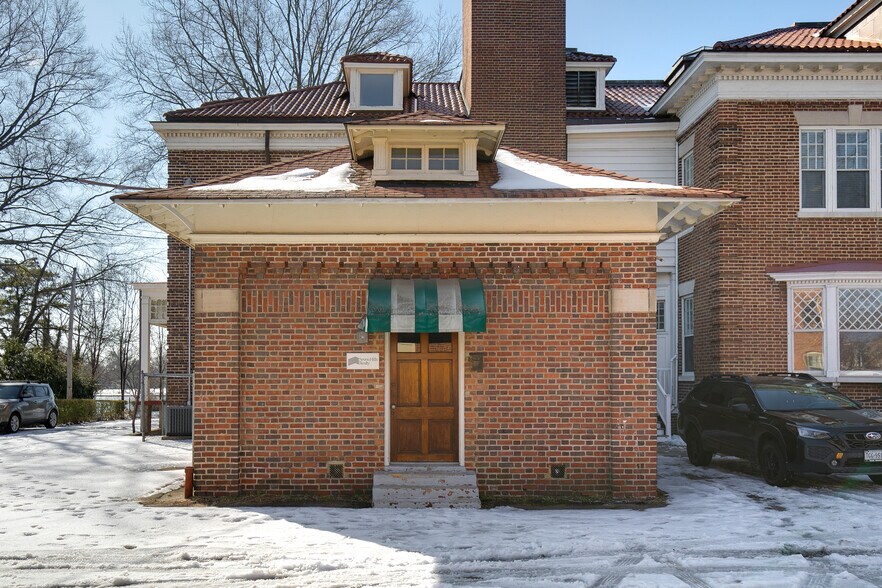 More Photos Of 311 S Arthur Ashe Boulevard, Richmond Office Residential For Sale