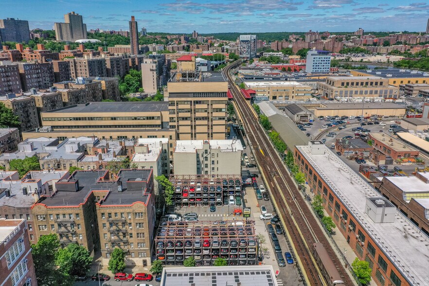 More Photos Of 3976 Tenth Ave, New York Land For Sale