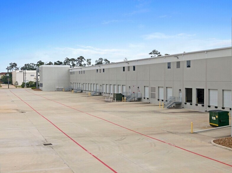 More Photos Of 14720 John F Kennedy Blvd, Houston Warehouse For Lease