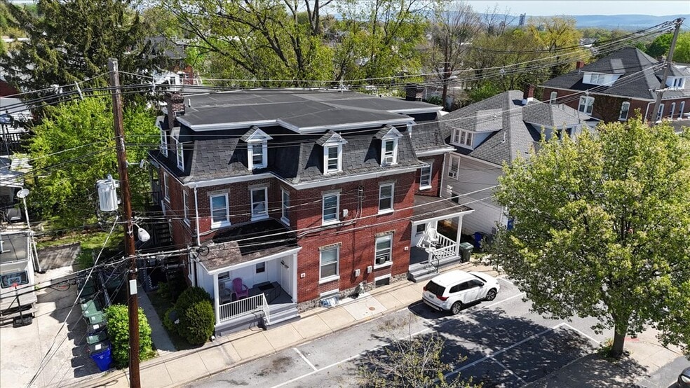 More Photos Of 16-18 Wayside Ave, Hagerstown Apartments For Sale