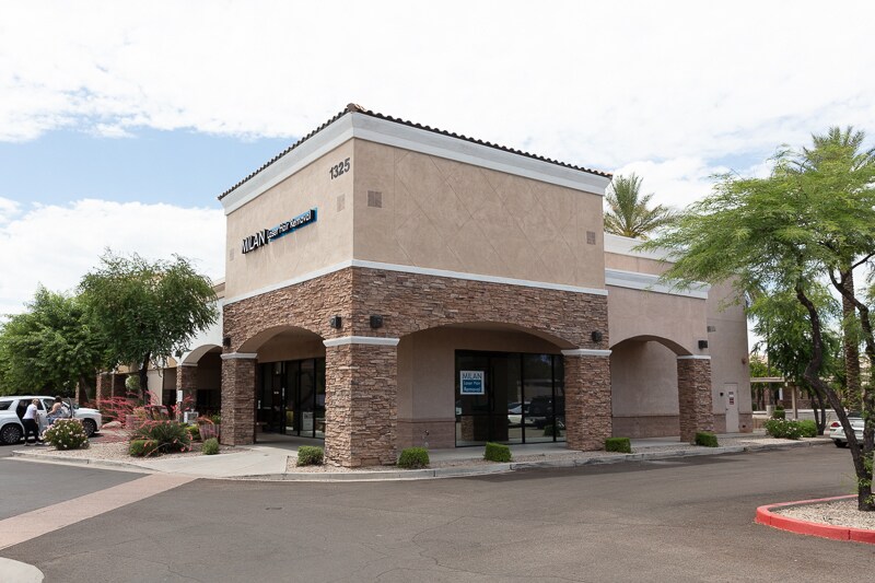 More Photos Of 1325 N Greenfield Rd, Mesa Restaurant For Sale
