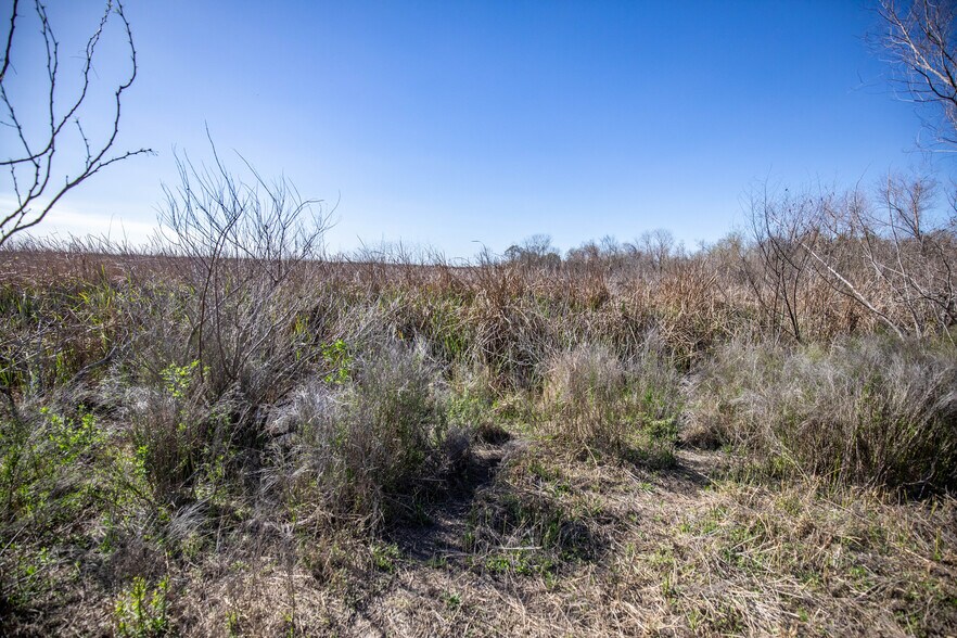 More Photos Of 6498 Highway 35 North, Rockport Land For Sale