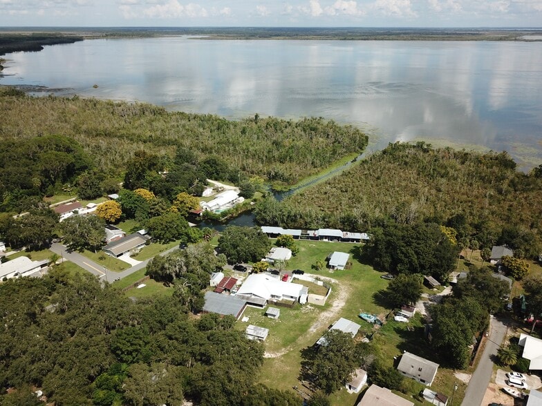More Photos Of 6808 Lake Griffin Rd, Lady Lake Hotel For Sale