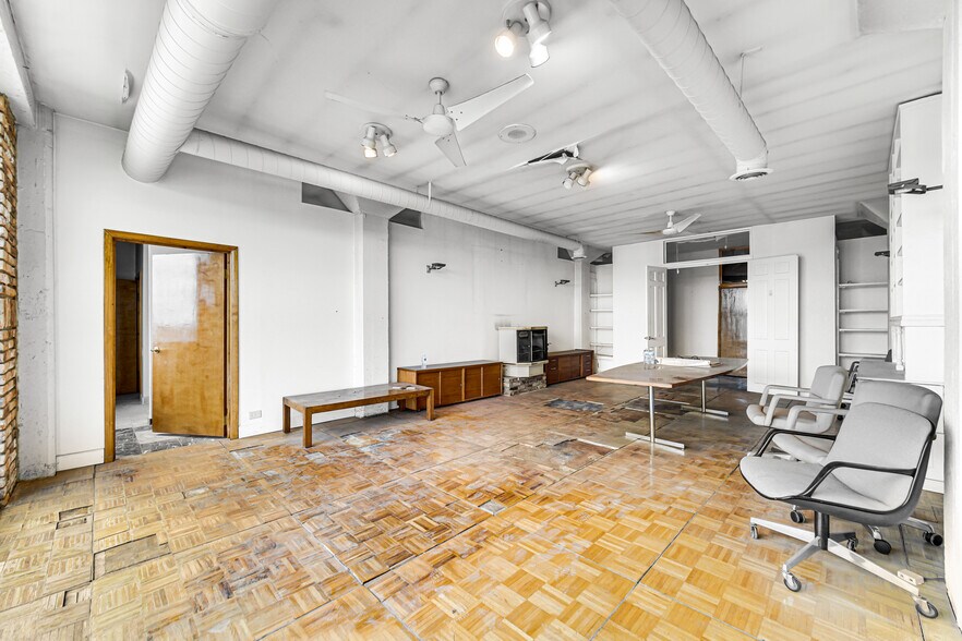 More Photos Of 7411 S Stony Island Ave, Chicago Warehouse For Sale