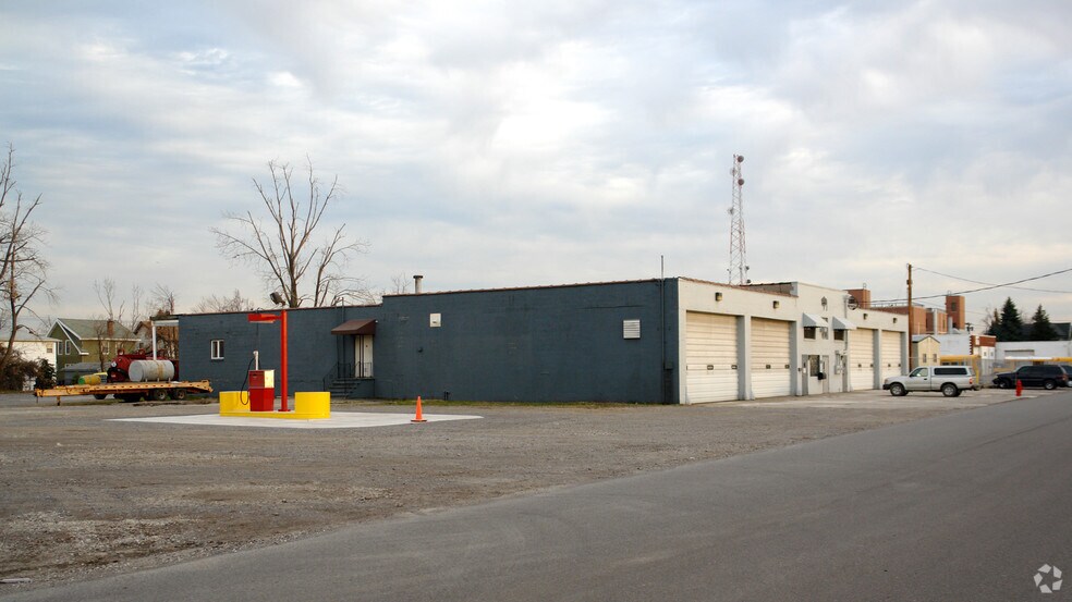 Primary Photo Of 51 Botsford Pl, Buffalo Truck Terminal For Lease