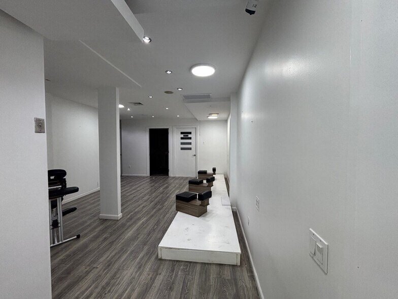 More Photos Of 1371-1379 Madison Ave, New York Apartments For Lease