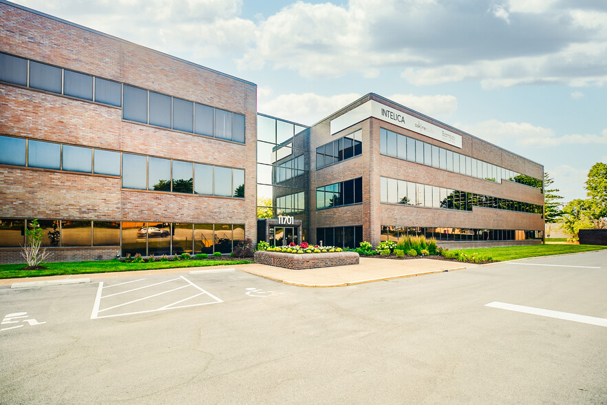 Primary Photo Of 11701 Borman Dr, Saint Louis Office For Lease