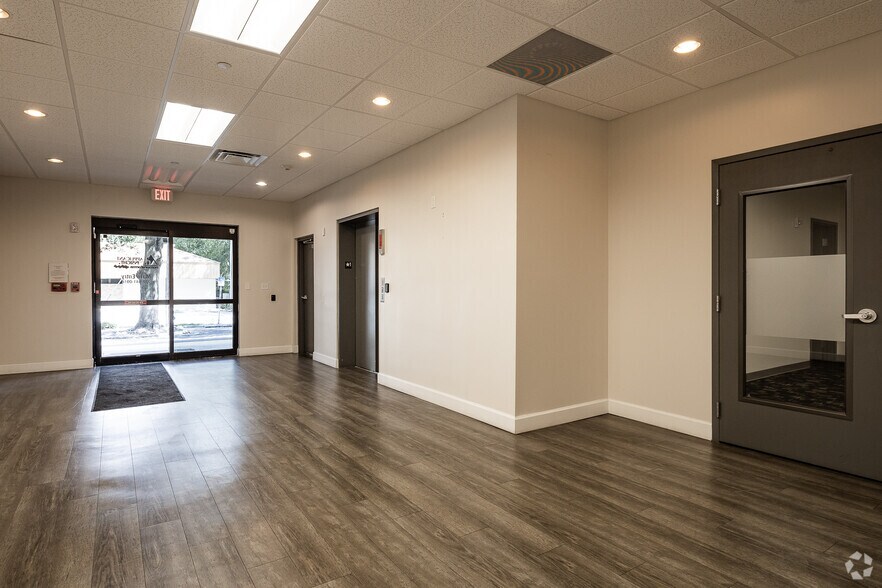 More Photos Of 5642-5652 Meadowlane St, New Port Richey Office For Sale