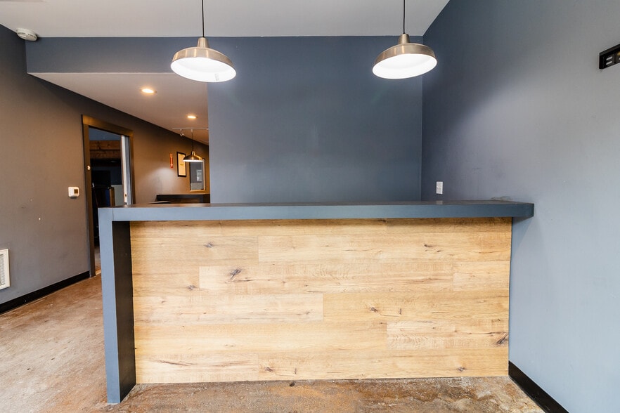 More Photos Of 2021-2033 NE Martin Luther King Jr Blvd, Portland Freestanding For Lease