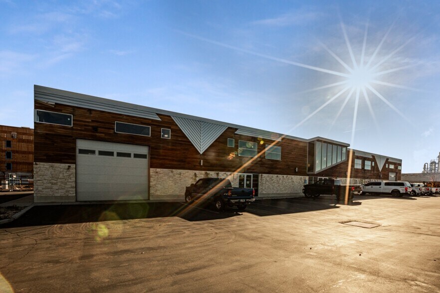 More Photos Of 441 W 12th St, Ogden Manufacturing For Lease