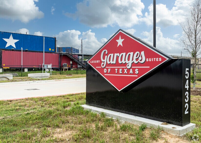 More Photos Of 5432 FM 1488 Rd, Magnolia Warehouse For Sale