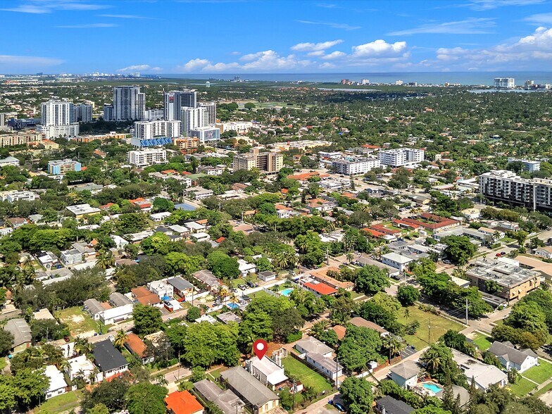 More Photos Of 1932 Dewey St, Hollywood Land For Sale