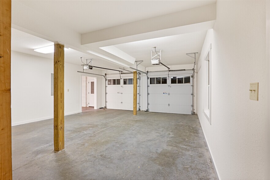 More Photos Of 243 Ridgeline Dr, Brevard Specialty For Sale