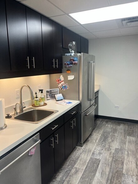 More Photos Of 413 Wilcox St, Castle Rock Office For Lease