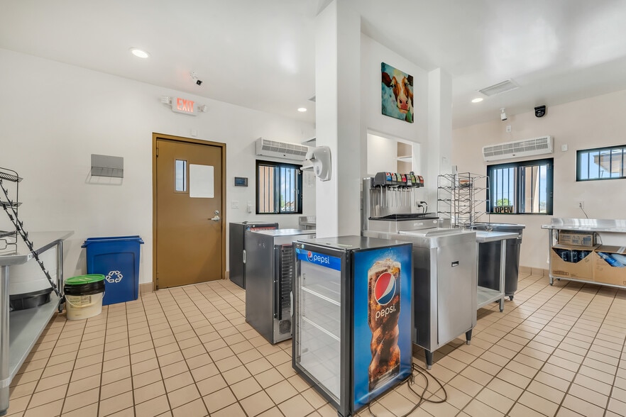 More Photos Of 10624 S. Loop blvd, California City Fast Food For Sale