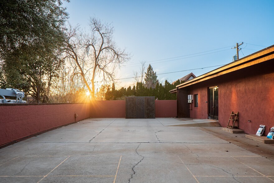 More Photos Of 45 Birch Blvd, Sedona Medical For Lease