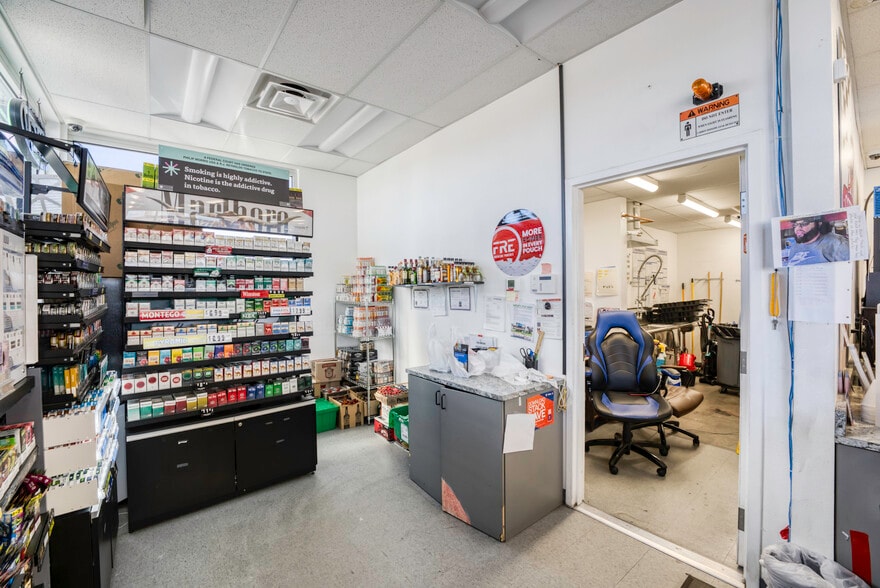 More Photos Of 1790 Mill St, Reno Service Station For Sale