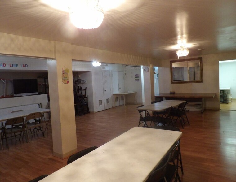 More Photos Of 4205 37th St, Brentwood Religious Facility For Sale