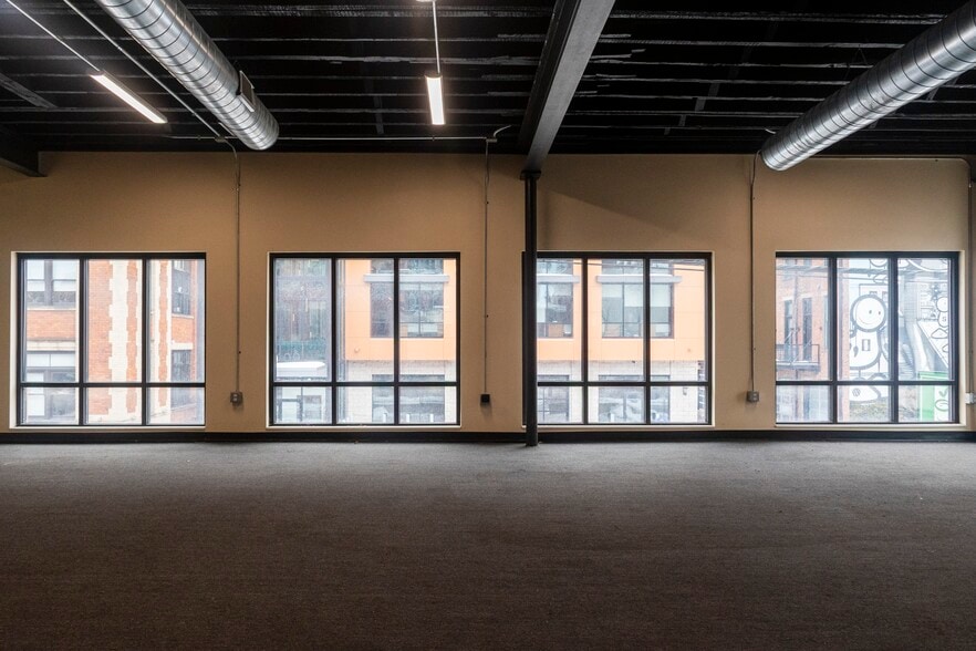 More Photos Of 106-108 E 4th, Covington Storefront Retail Office For Lease