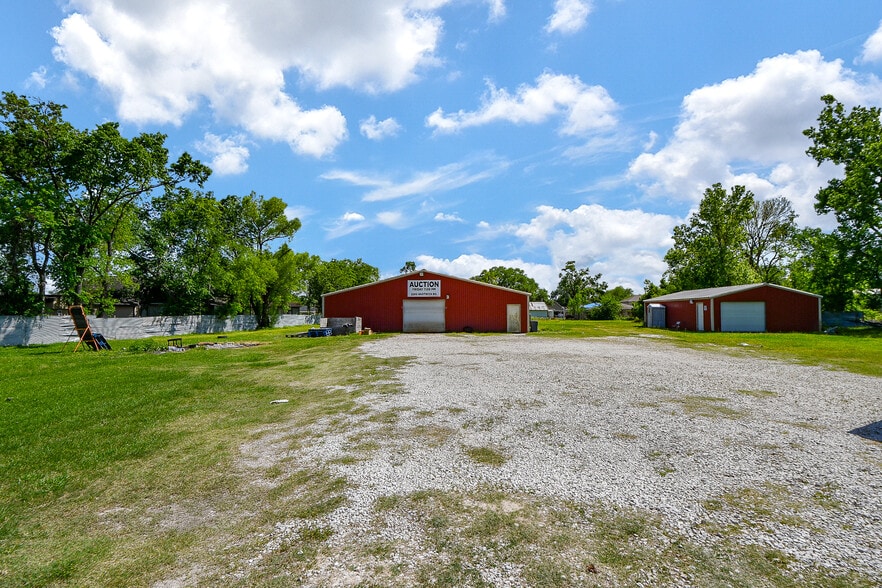 More Photos Of 2206 Hartwick Rd, Houston Contractor Storage Yard For Sale