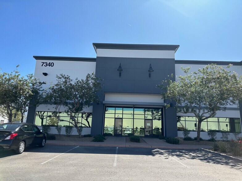 More Photos Of 7340 Eastgate Rd, Henderson Warehouse For Lease