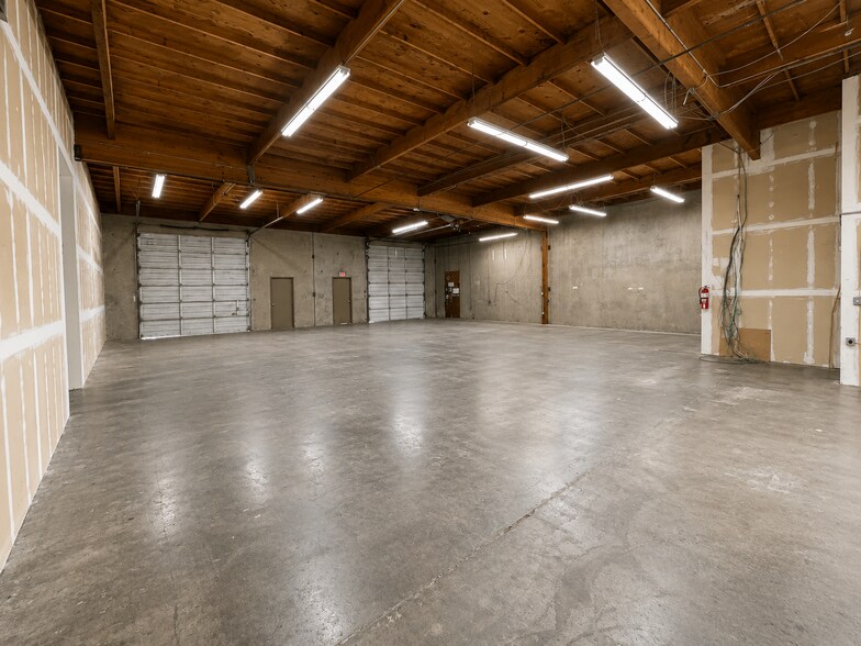 More Photos Of 2661-2699 Del Monte St, West Sacramento Warehouse For Lease