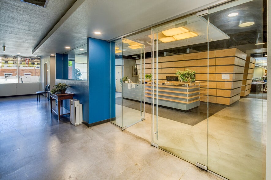 More Photos Of 815 S St, Sacramento Office For Sale