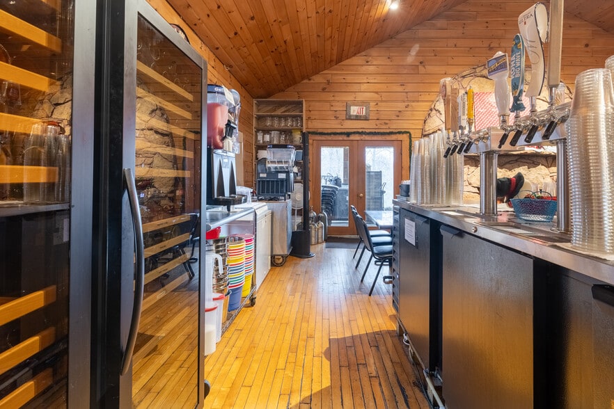 More Photos Of 14931 State Highway 37, Whittington Winery Vineyard For Sale