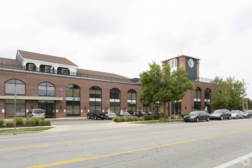 More Photos Of 600 7th St NW, Grand Rapids Office For Sale