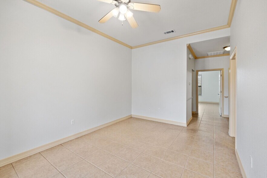 More Photos Of 3000 Joe Dimaggio Blvd, Round Rock Office Residential For Lease