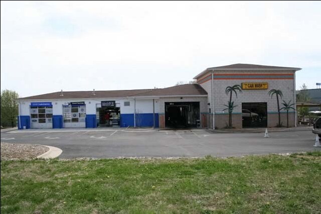 Primary Photo Of 4636 Mine Rd, Fredericksburg Carwash For Sale