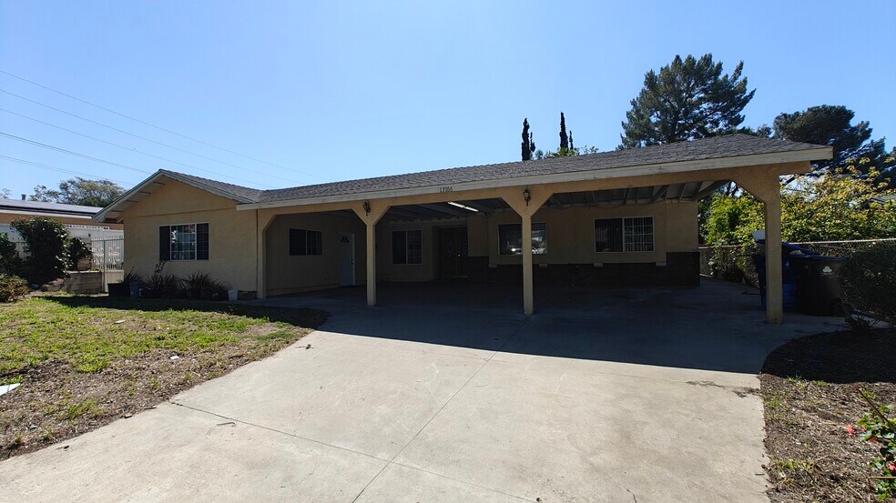 More Photos Of 13766 Paddock St, Sylmar Assisted Living For Lease